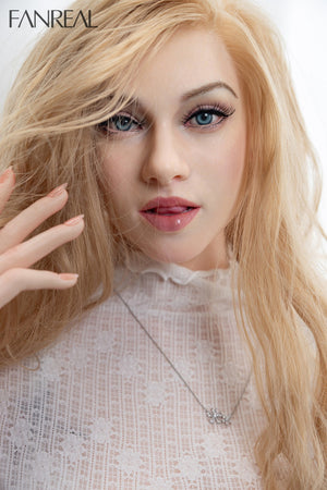 Vanessa Sex doll (FanReal Doll 168cm f-cup silicone)