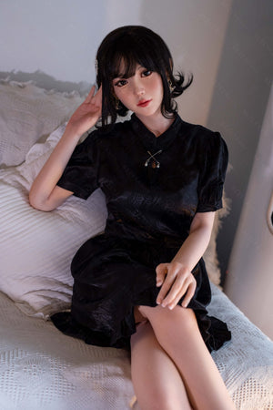 Hibiscus sex pop (Bezlya Doll 160 cm C-CUP 2.1 Siliconen)