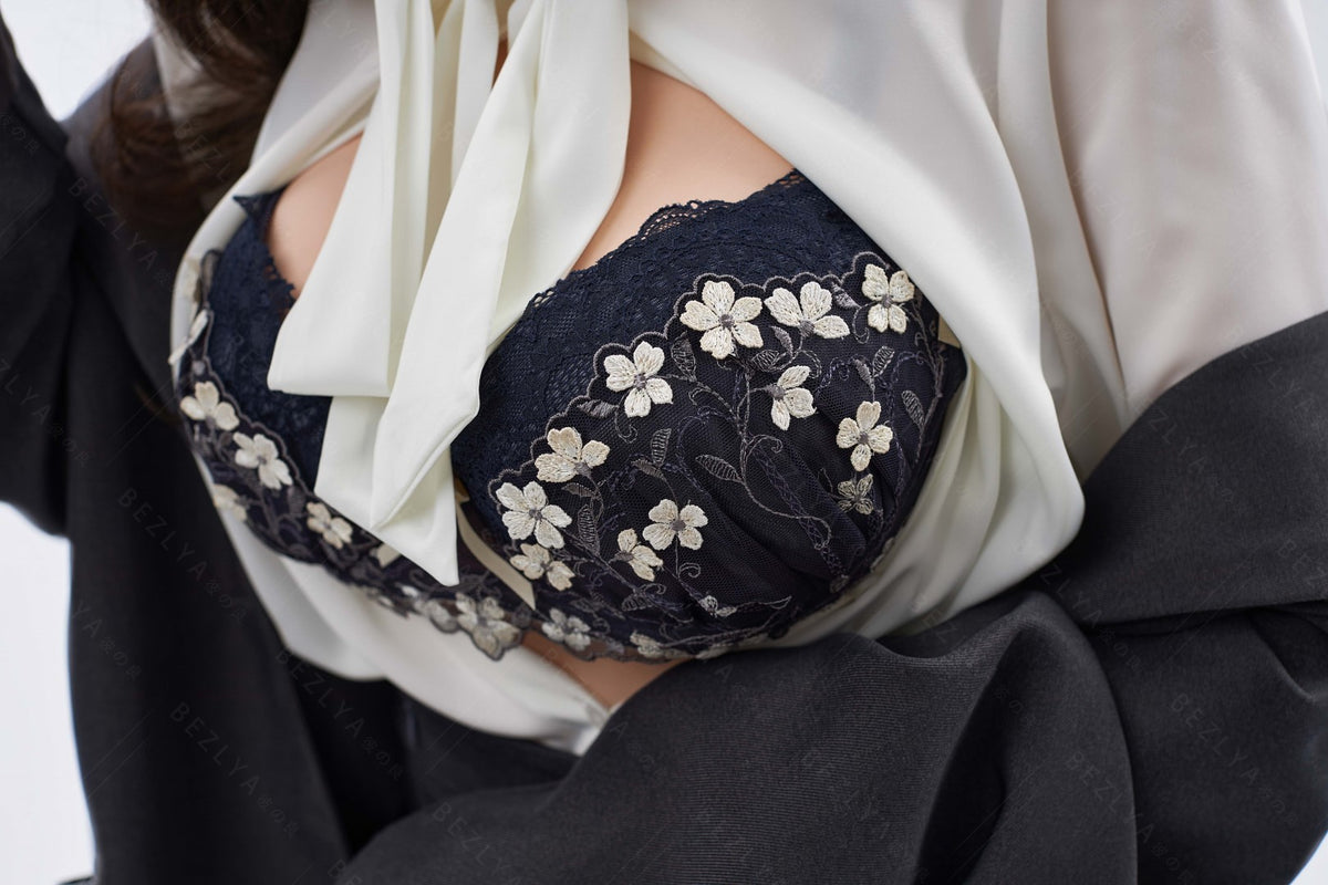 Секс-лялька Юланія (Bezlya Doll 163 см E-cup 2.2 Silicone)