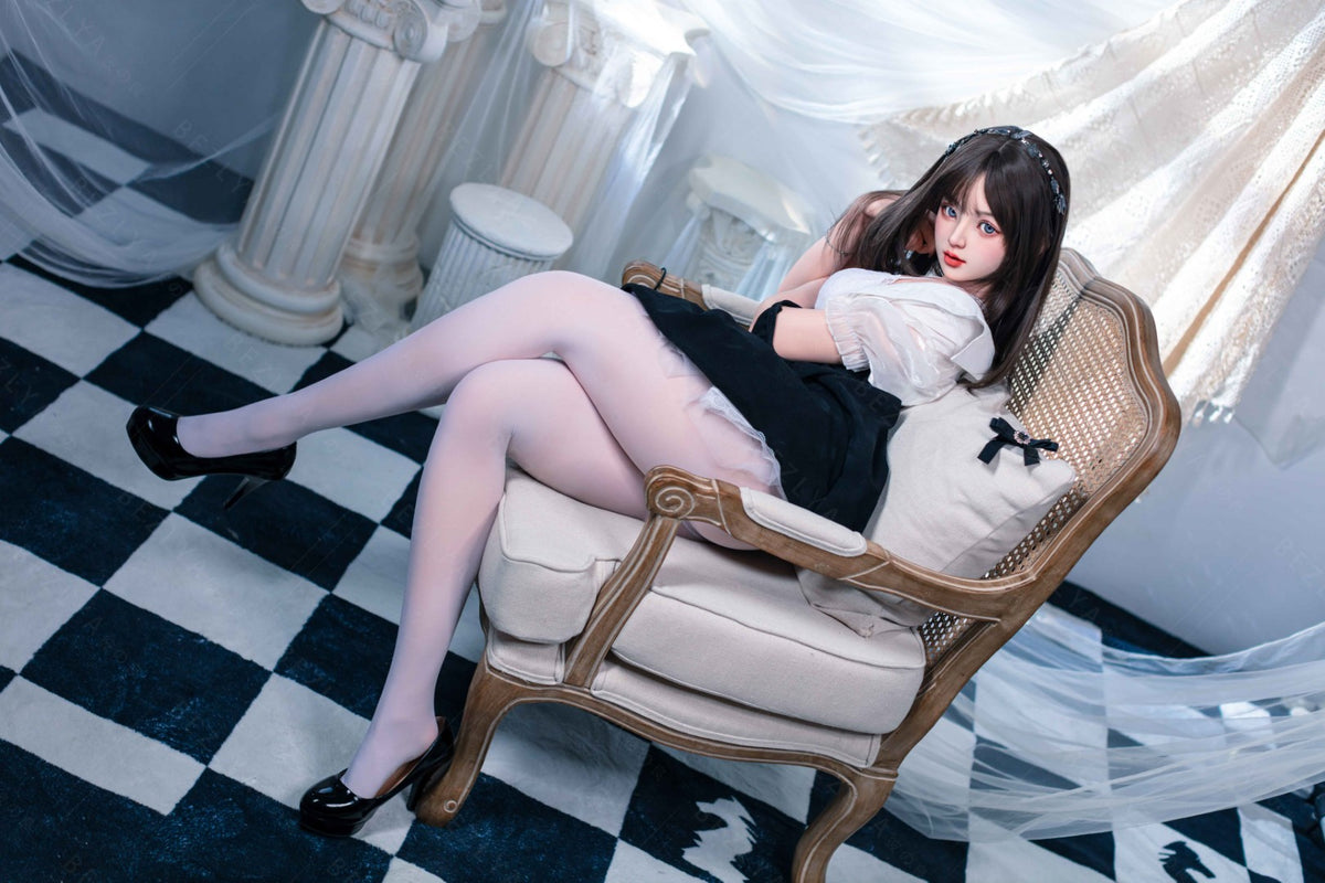 Papusa sexuala Convallaria (Bezlya Doll 155 cm B cupa 2.1 Silicon)