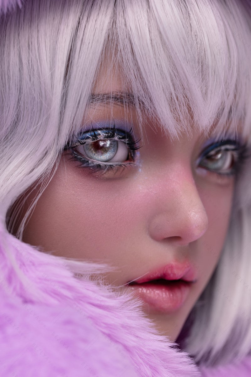 Boneca Sexual Campânula (Bezlya Doll Copo E de 155cm 2.2CF Silicone)