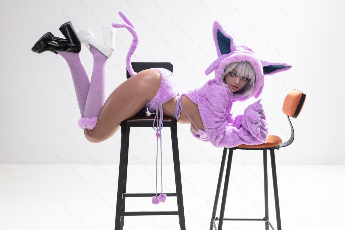 Boneca Sexual Campânula (Bezlya Doll Copo E de 155cm 2.2CF Silicone)