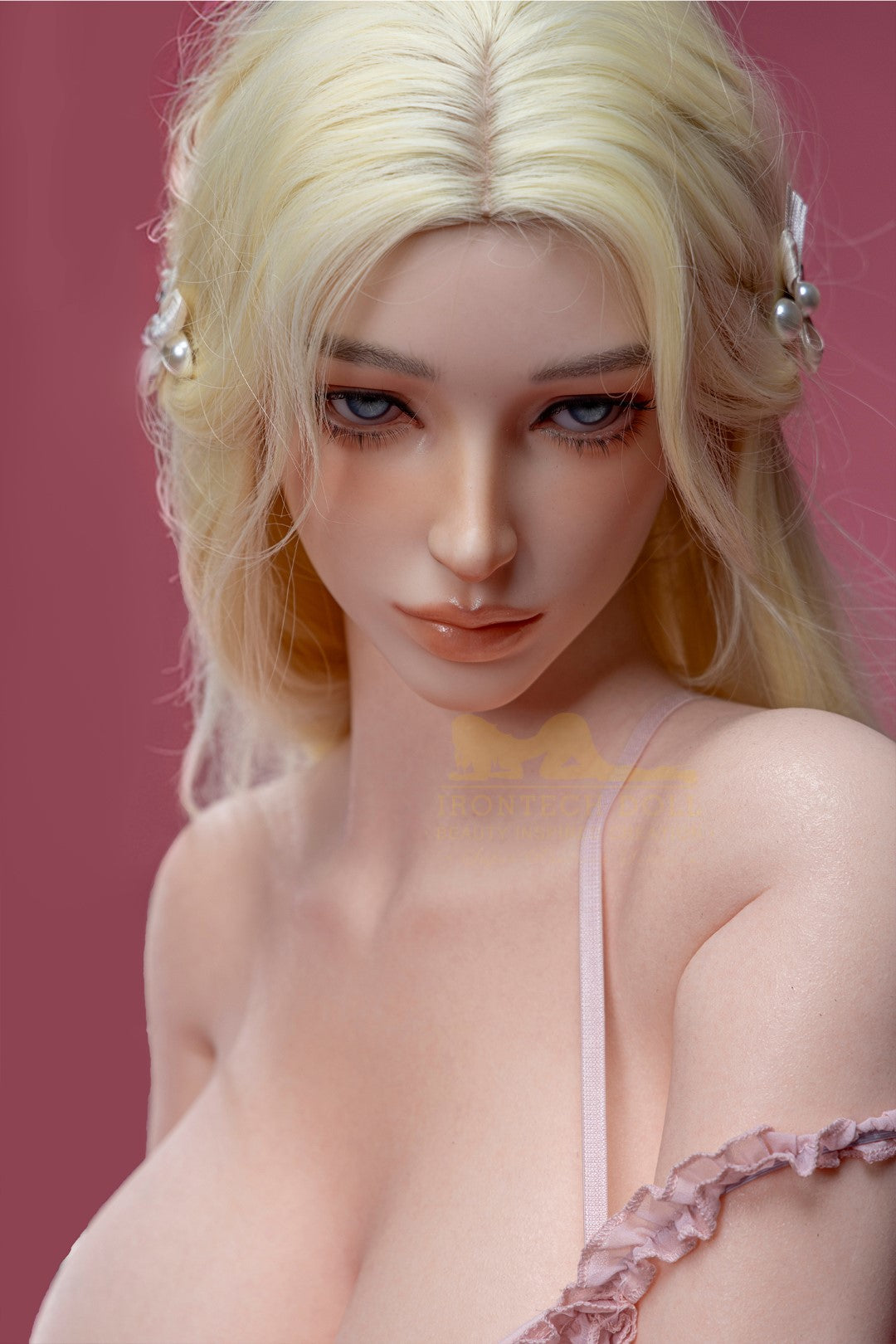 Kukulla Seksi Bailey (Kukull Irontech 158cm H-Kupa B1 Silicone)
