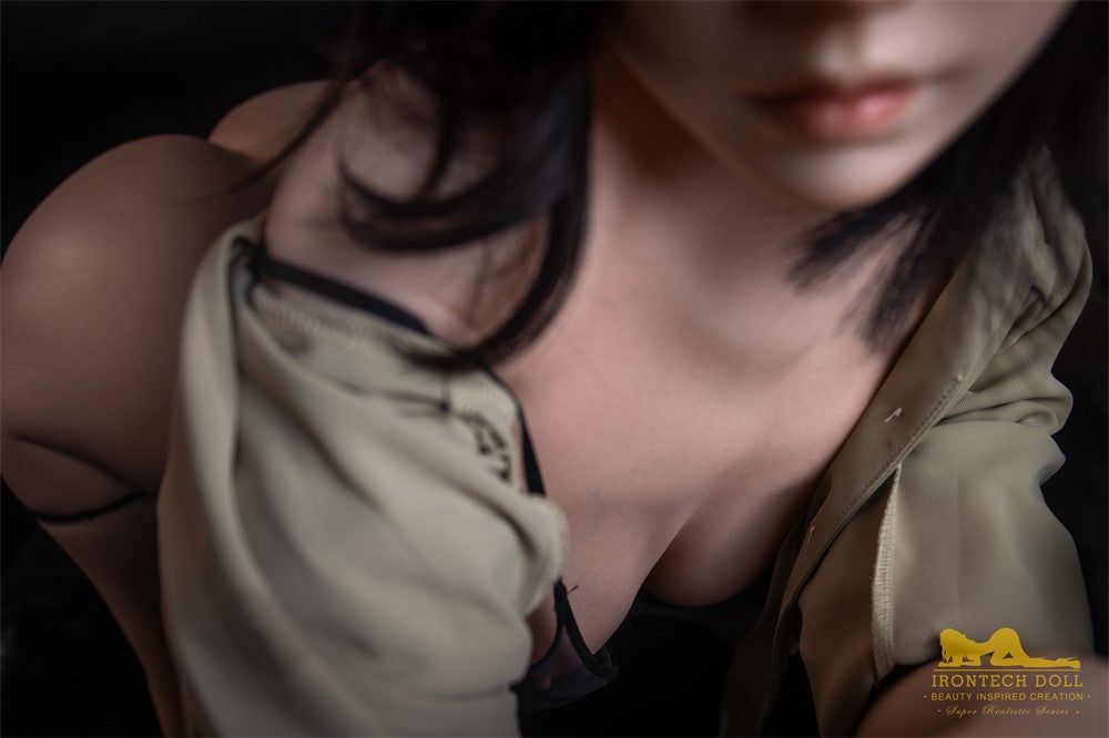Секс кукла Айлийн (Irontech Doll 163cm B-Cup S40 силикон)