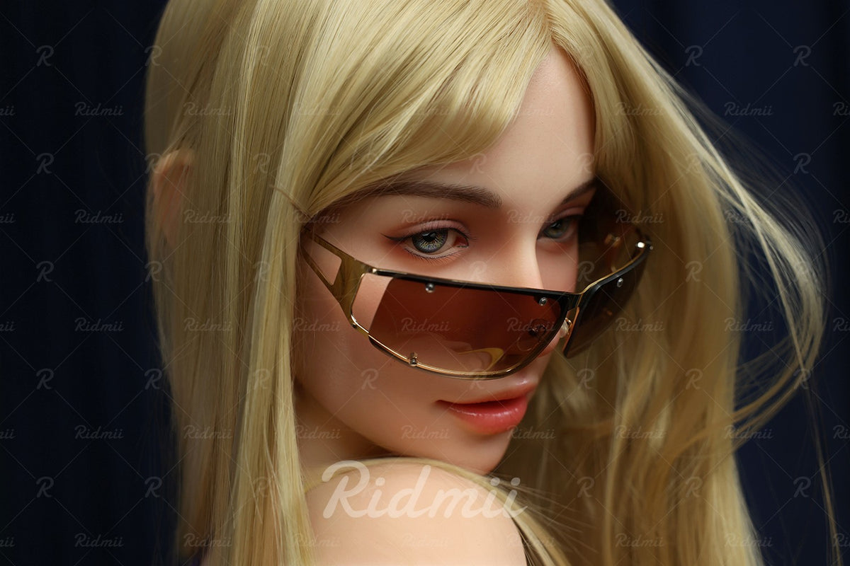 Никс секс лутка (Ridmii Doll Ц-чаша од 164 цм ТПЕ + силикон)