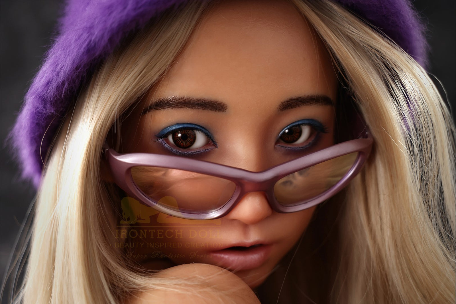 Суки Сек Долл (Irontech Doll Е-чаша од 167 цм С20 силикон)