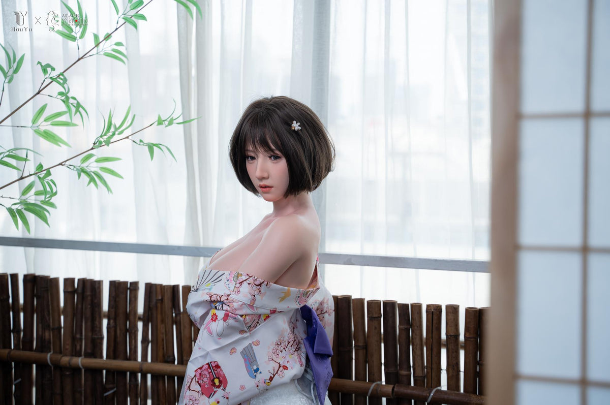 Секс лялька Elle (HouYu Doll 150cm F-Cup Silicone)