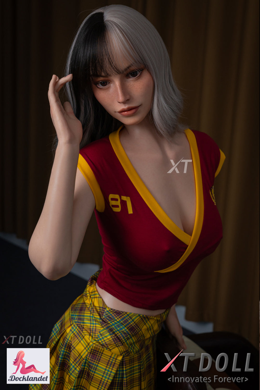 Секс-лялька Джулі (XT Doll 165 см E-Cup #XT-6 Силікон)