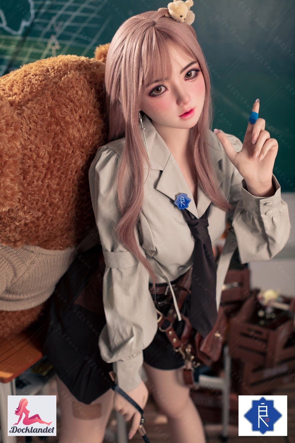 Convallaria сексуальна лялька (Bezlya Doll 155 см B-Cup 2.1 Силікон)