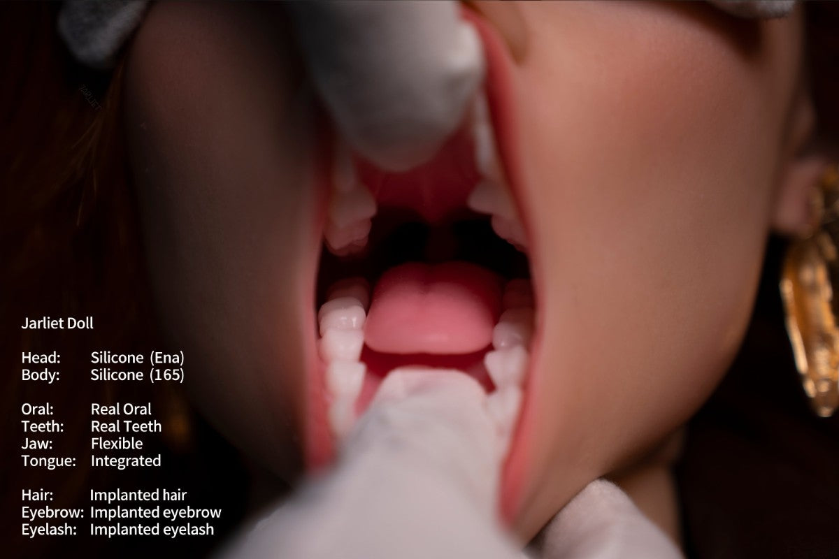 Ena szex baba (Jarliet 165 cm-es C-Cup szilikon)