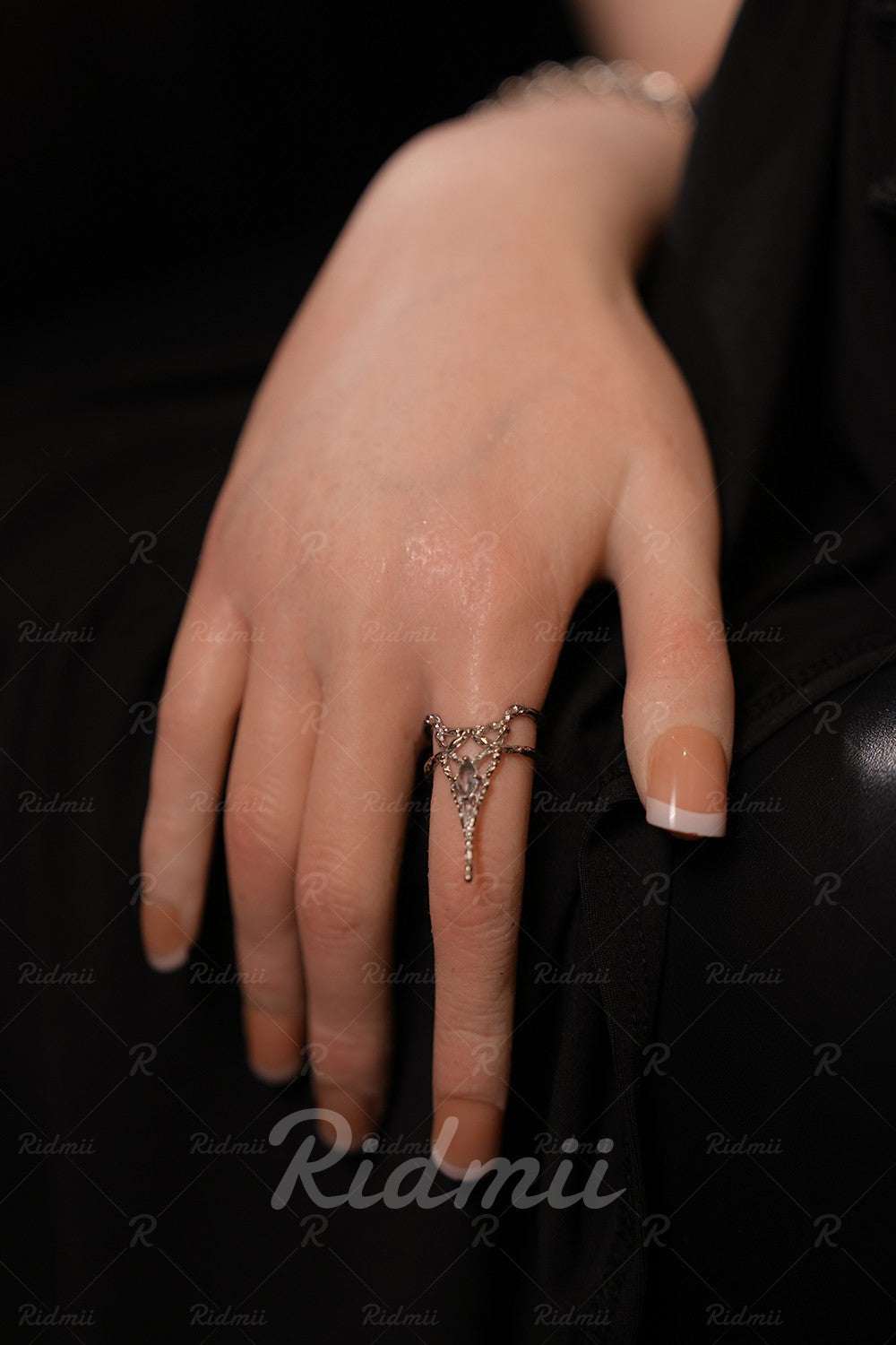 Секс лялька Айша (Ridmii Doll 164 см C-чашка TPE+силікон)