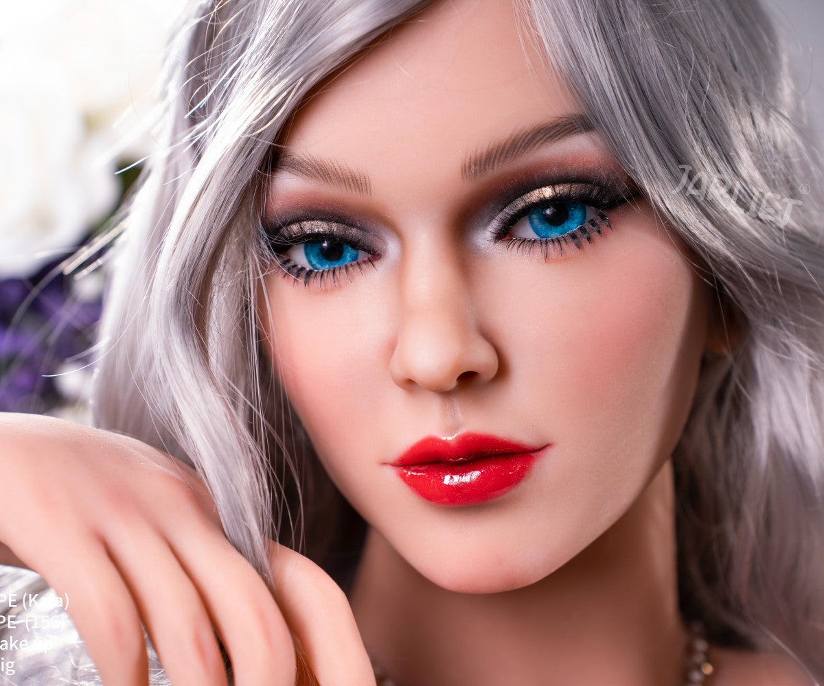 Kopasz szexbaba (Jarliet 156 cm B-Cup TPE)