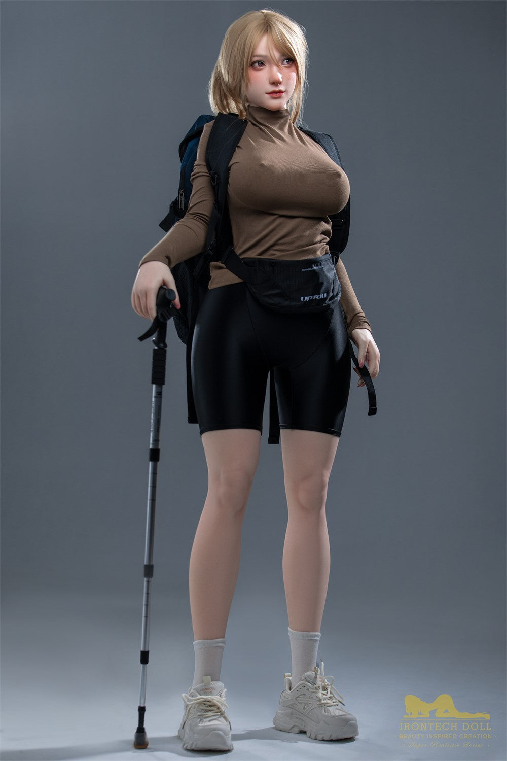 Kitty Sexdocka (Irontech Doll 165cm F-Kupa S32 Silikon)