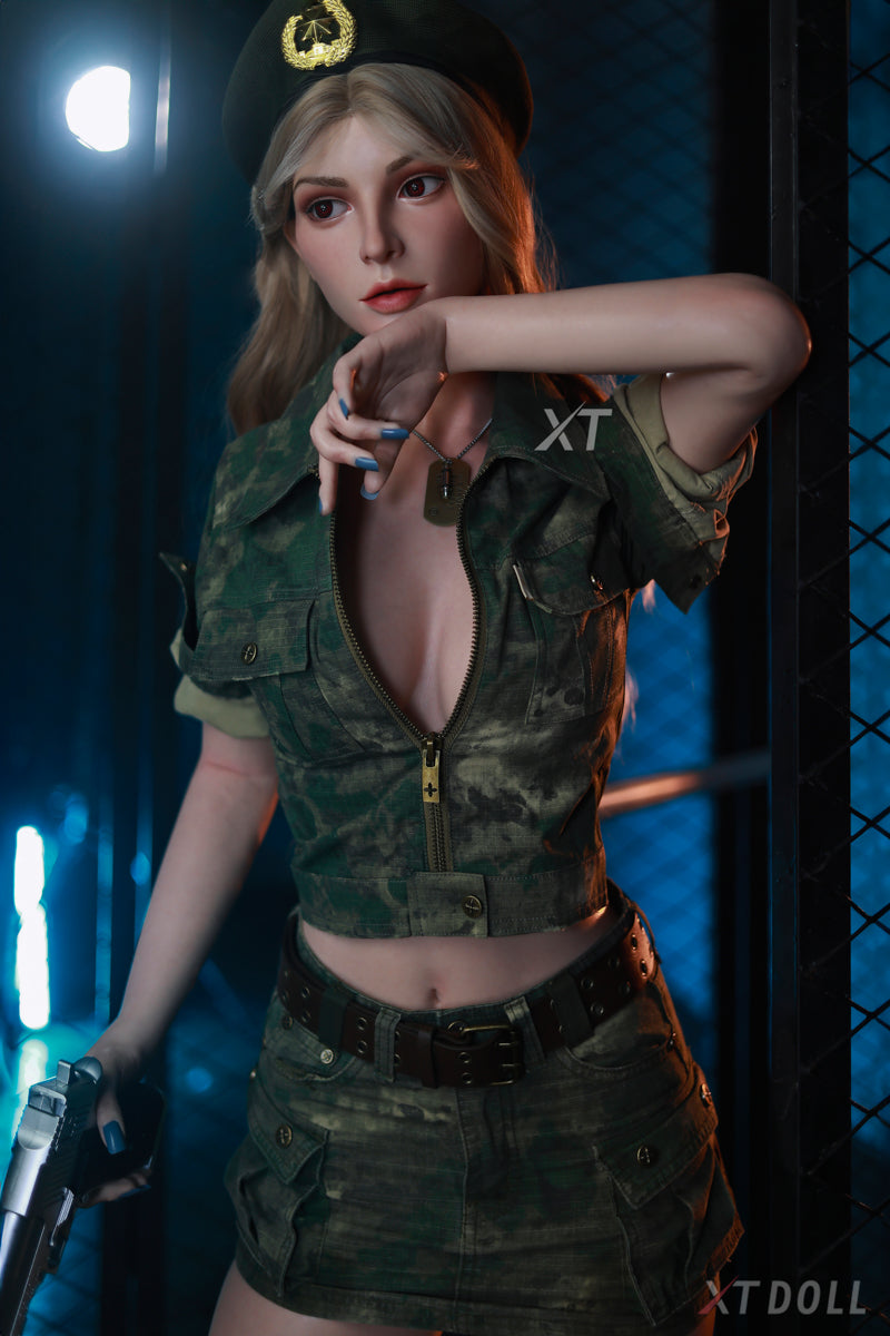 Melanie Sexdocka (XT Doll 164cm C-Kupa #XT-15-B Silikon)