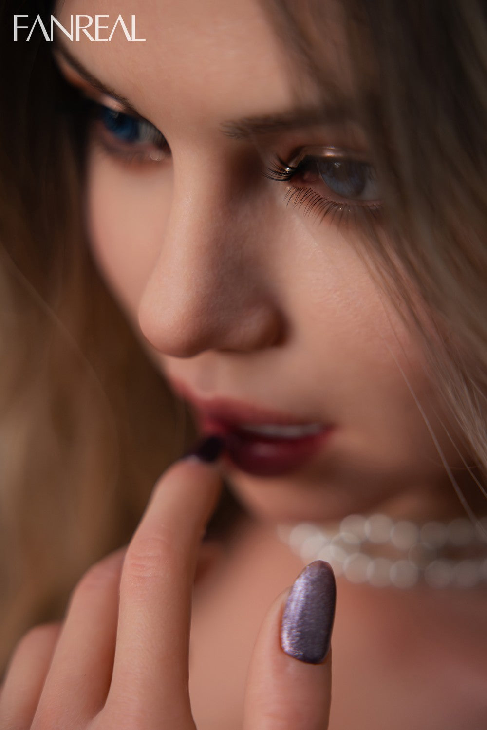 Papusa sexuala Carlee Torso (FanReal Doll 95 cm G-cup silicon)