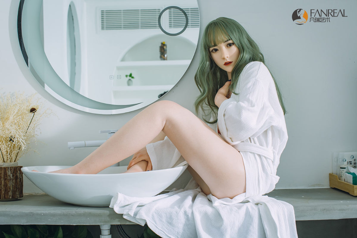 Qian Sex doll (FanReal Doll 158cm B-cup silicone)