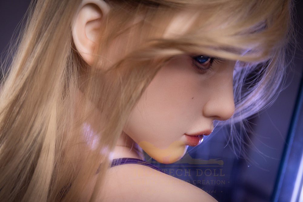 Секс кукла Мария (Irontech Doll 162cm B-Cup S37 силикон)