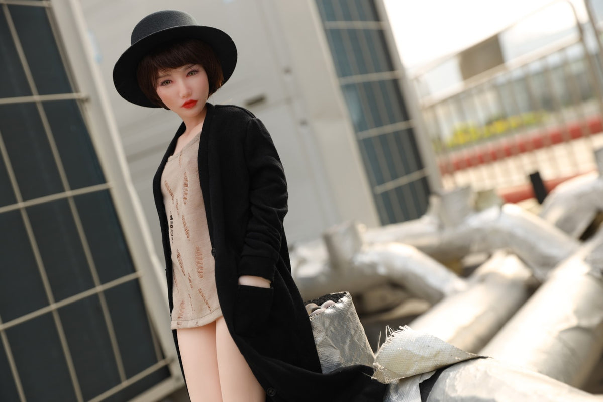 Boneca sexual Reka (Climax Doll Mini copo B 60cm Silicone)