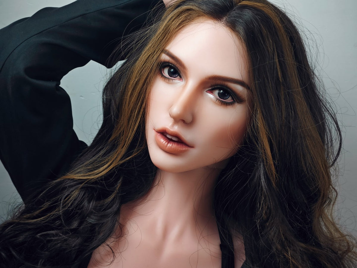 Секс-лялька Міла Белл (Elsa Babe 160см RHC001 Силікон)