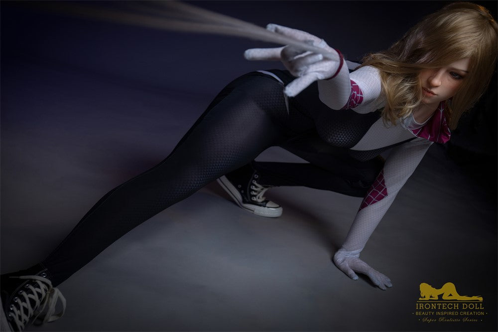 Papusa sexuala Gwen (Irontech Doll 167 cm E-cup S38 Silicon)