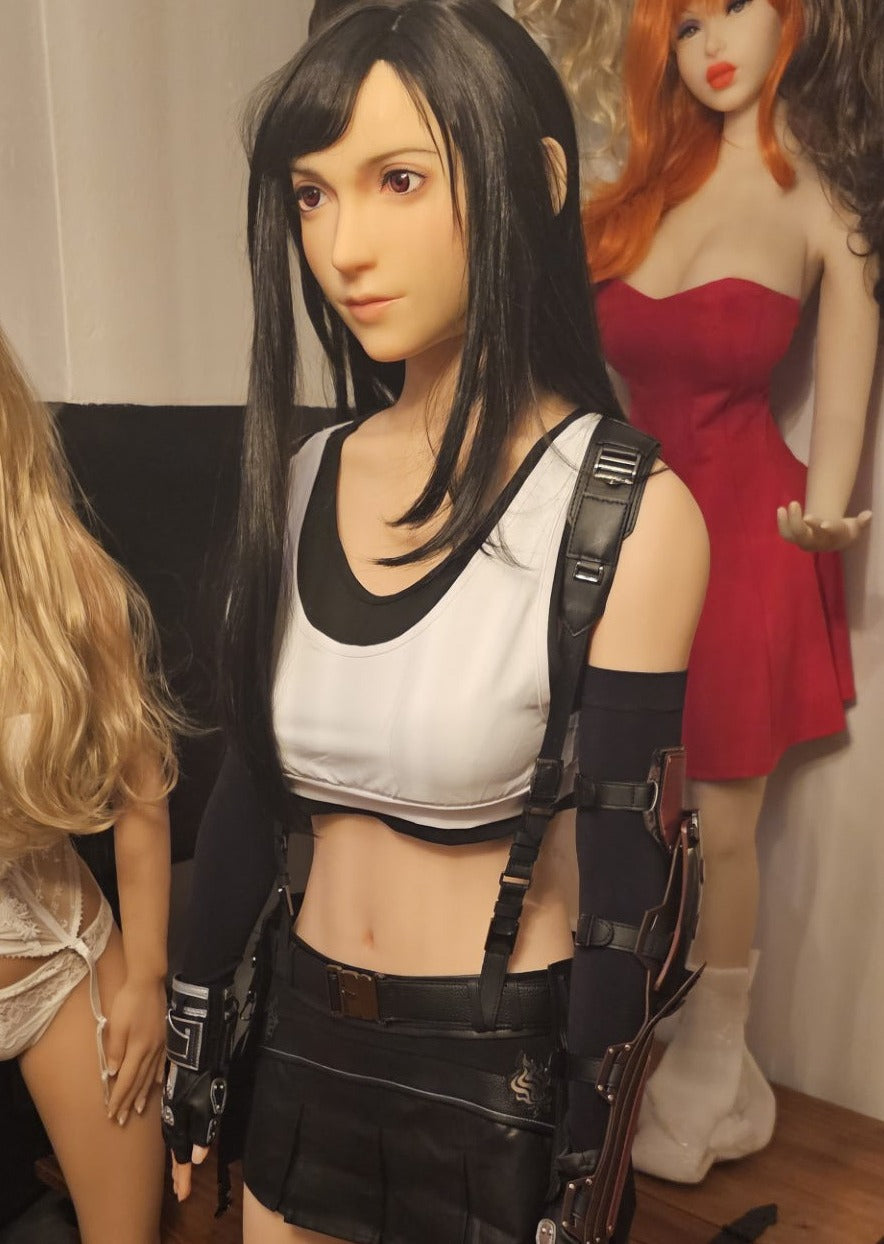 Tifa sex pop (Game Lady 168 cm e-cup nr. 15 siliconen)