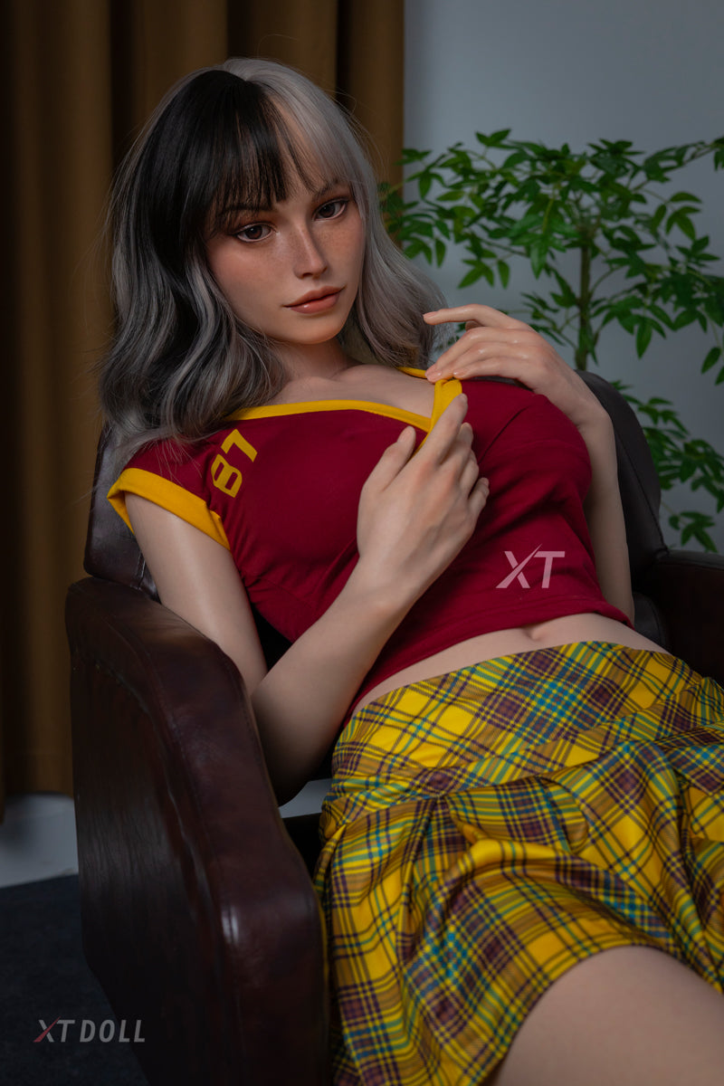 Секс-лялька Джулі (XT Doll 165 см E-Cup #XT-6 Силікон)