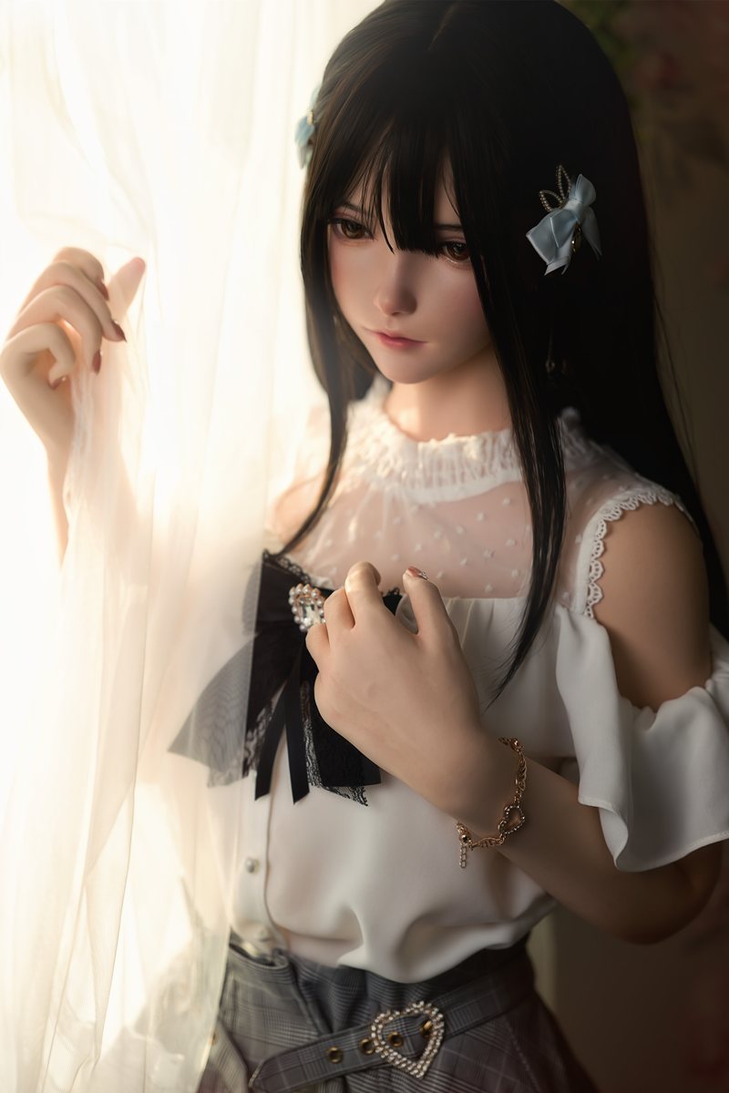 Boneca sexual Xiaolu (FUDoll 150cm B-Cup #J024 Silicone)