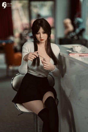 sex doll Leyla Model 19R Deluxe (Gynoid Doll 168cm f-cup silicone)