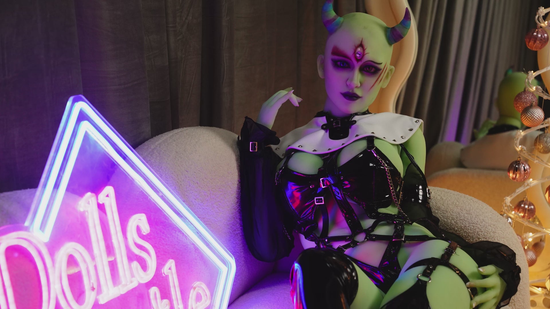 Păpușa sexuală Eugenia (Dolls Castle 168cm E-Cup #A4 TPE)