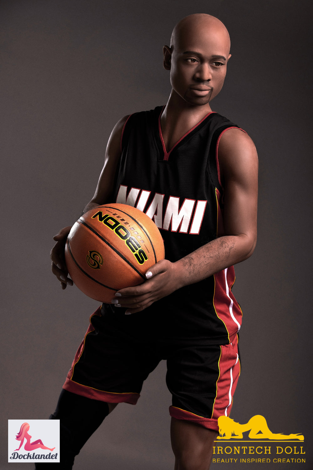 Păpușa sexuală a lui James (Irontech Doll 175cm #205 TPE)